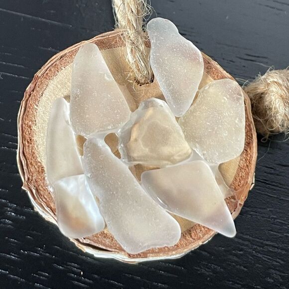 Handmade Wooden Ornaments Made of Small Circular Birch Wood - Picture 14 of 15